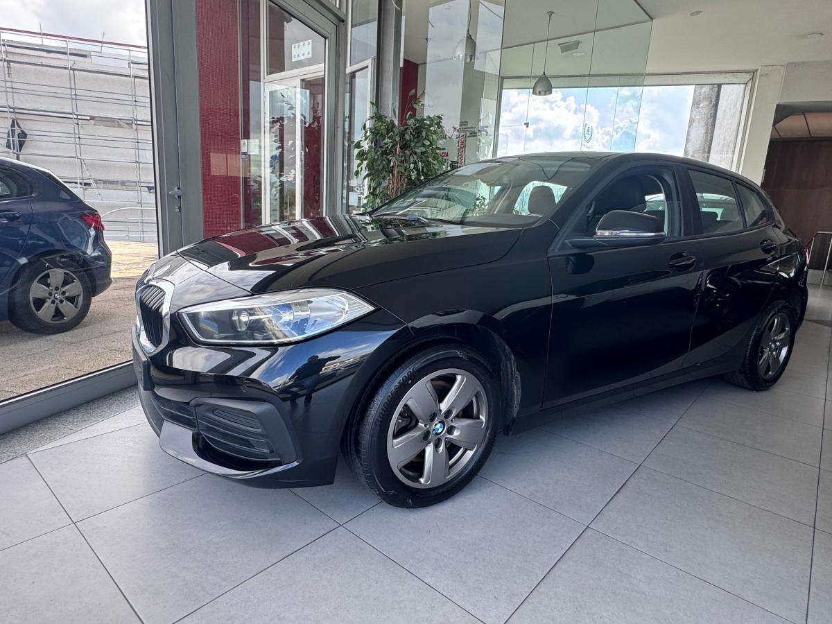 bmw-serie-1-2019-diesel-1496cc