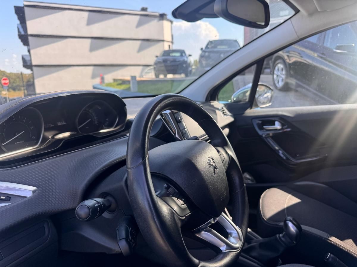 peugeot-208-2016-diesel-1560cc
