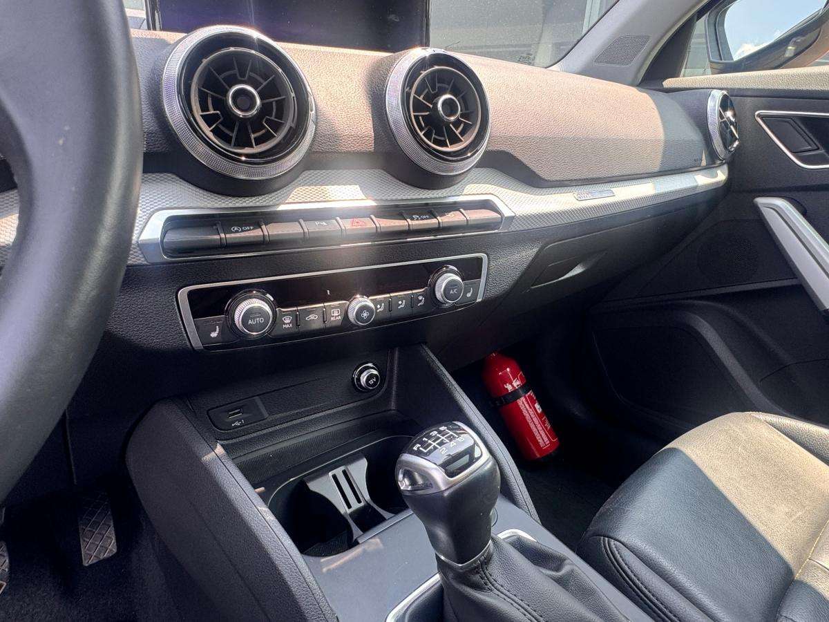 audi-q2-2022-gasolina-999cc