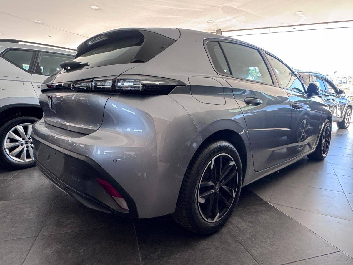 peugeot-308-2022-gasolina-1199cc