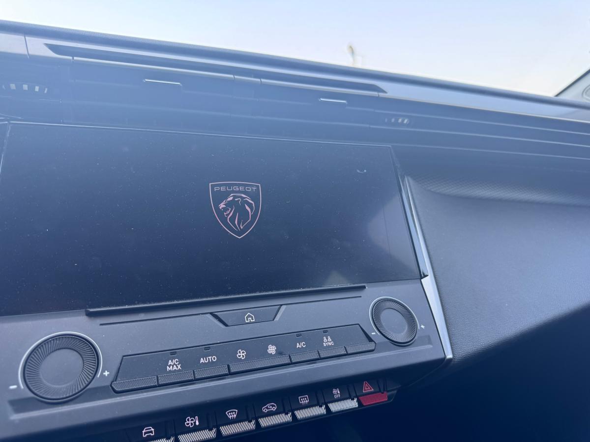peugeot-308-2022-gasolina-1199cc