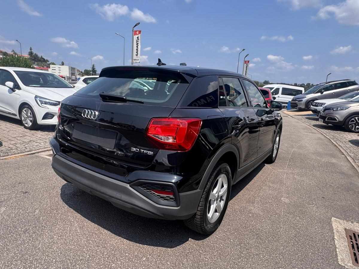audi-q2-2022-gasolina-999cc
