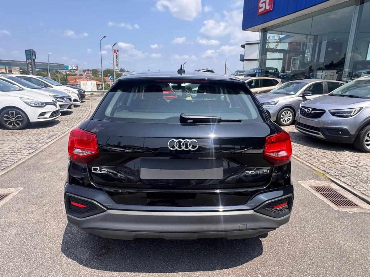 audi-q2-2022-gasolina-999cc