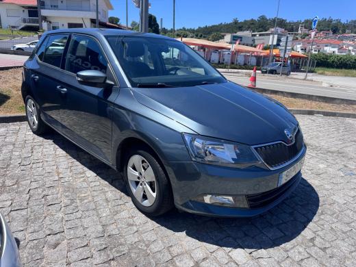 skoda-fabia-2015-gasolina-1197cc