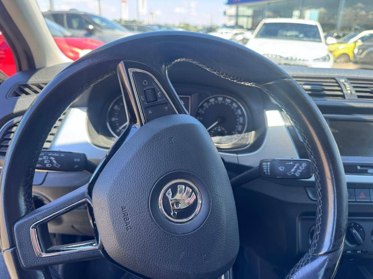 skoda-fabia-2015-gasolina-1197cc