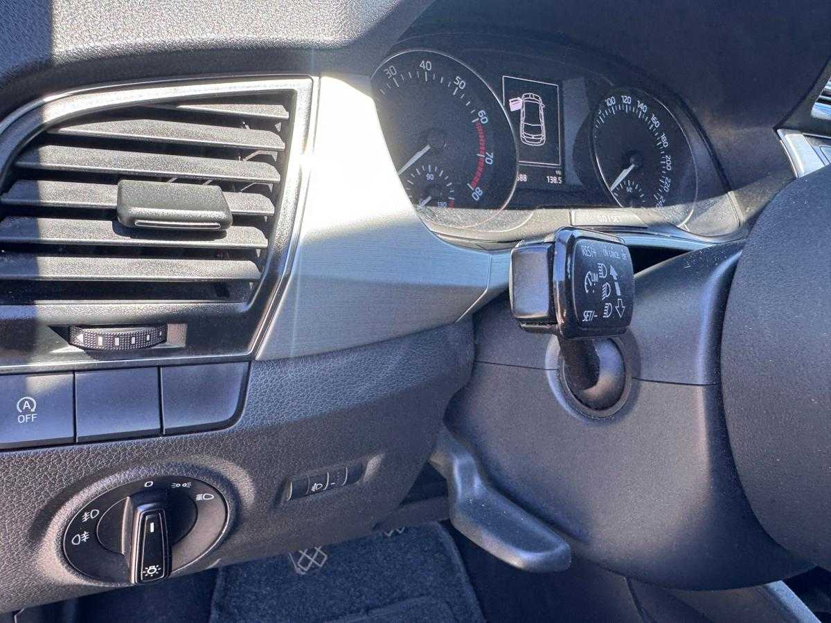 skoda-fabia-2015-gasolina-1197cc
