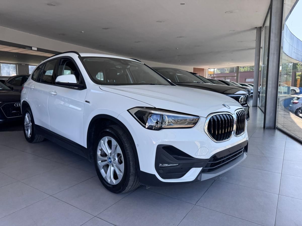 bmw-x1-2022-hibrido-a-gasolina-1499cc