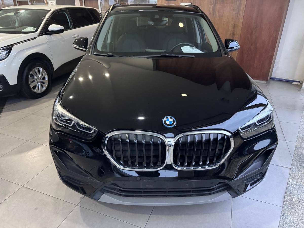 bmw-x1-2022-hibrido-a-gasolina-1499cc