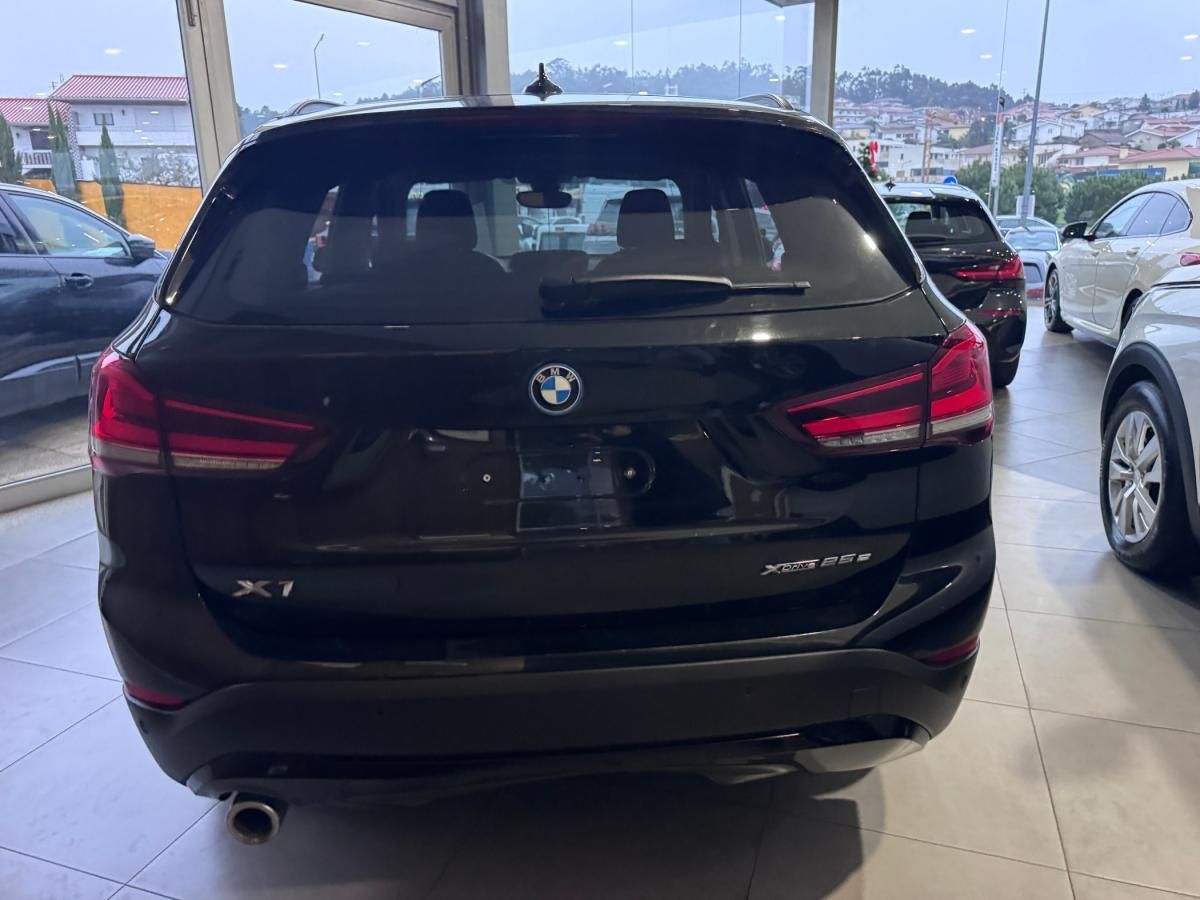 bmw-x1-2022-hibrido-a-gasolina-1499cc