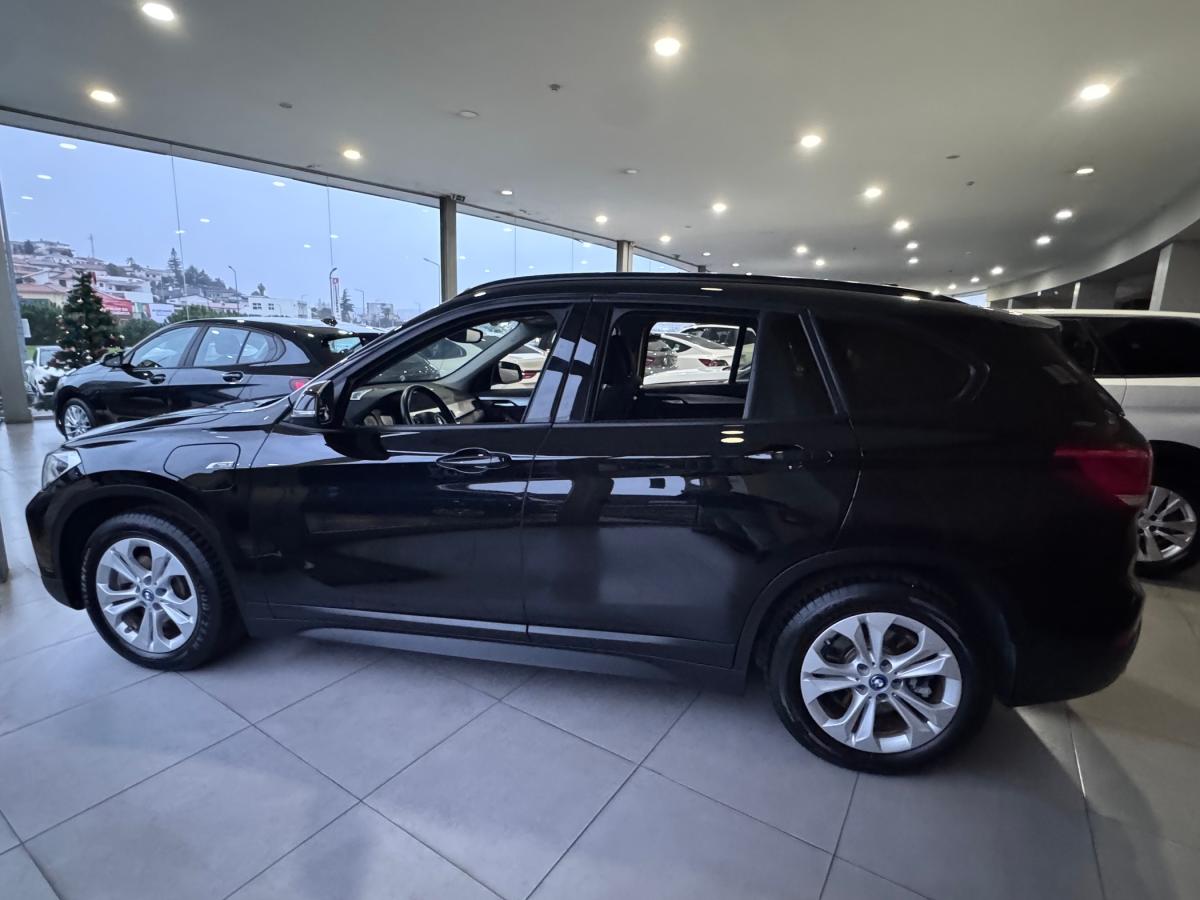 bmw-x1-2022-hibrido-a-gasolina-1499cc