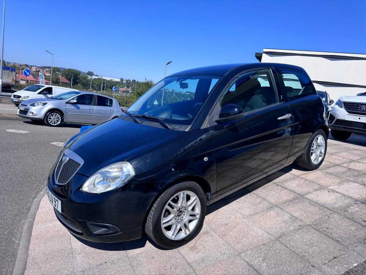 lancia-ypsilon-2010-gasolina-1242cc
