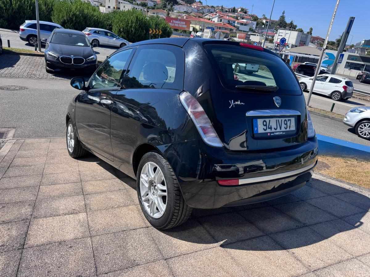 lancia-ypsilon-2010-gasolina-1242cc