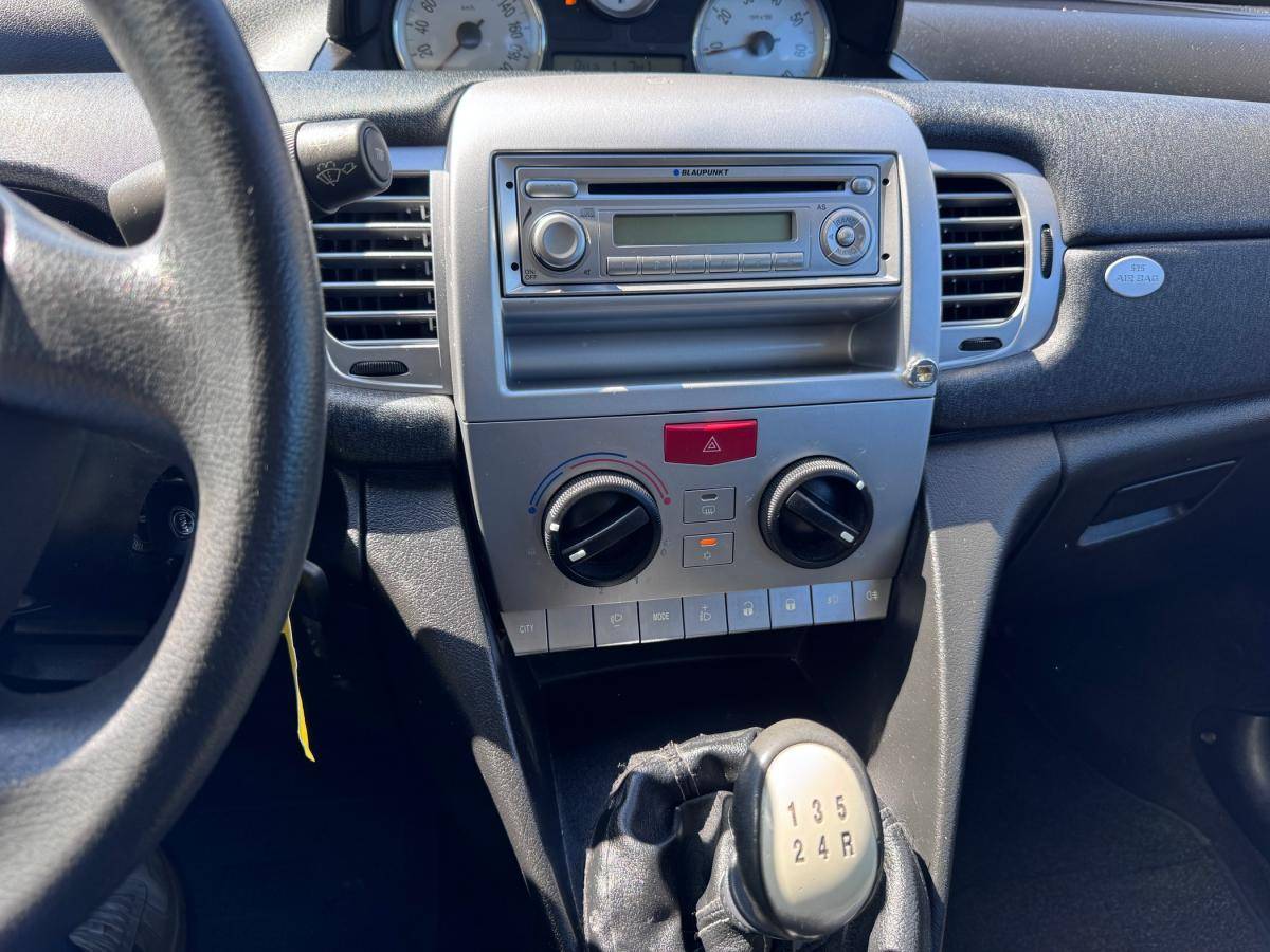 lancia-ypsilon-2010-gasolina-1242cc