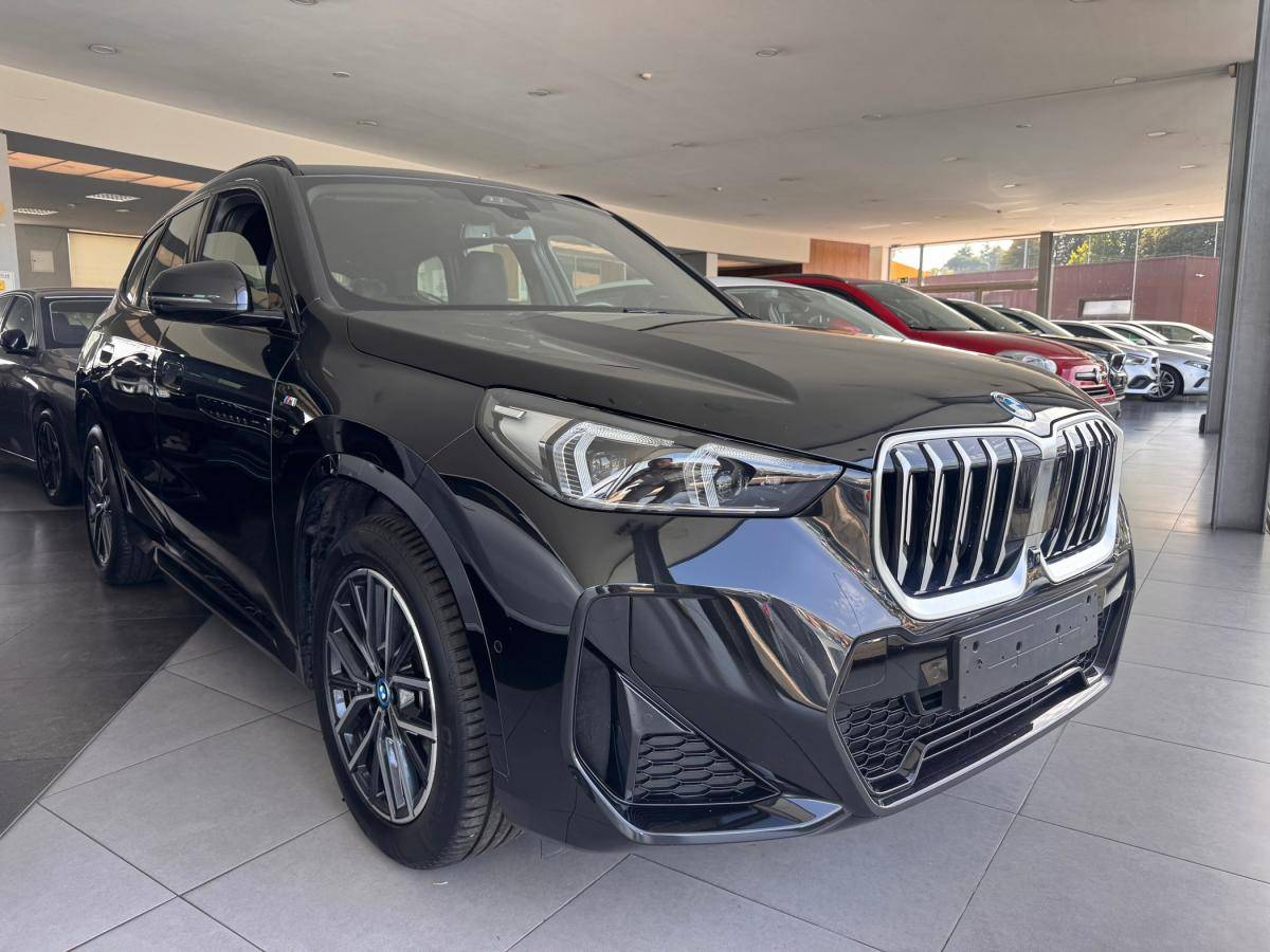 bmw-x1-2023-hibrido-a-gasolina-1499cc