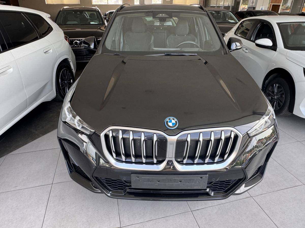 bmw-x1-2023-hibrido-a-gasolina-1499cc