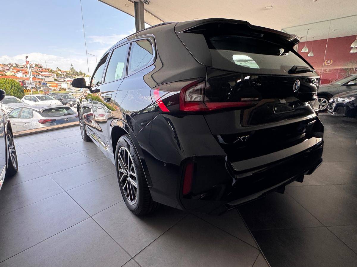 bmw-x1-2023-hibrido-a-gasolina-1499cc