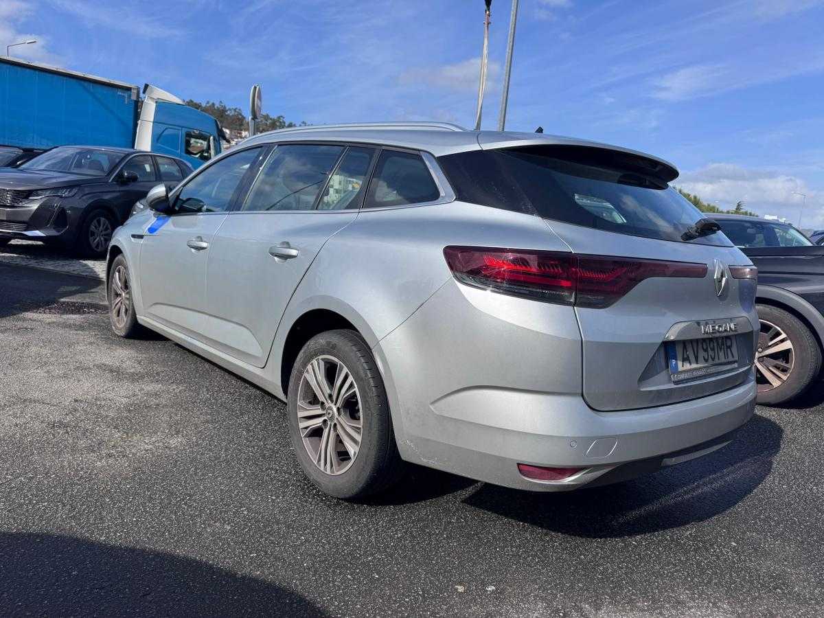 renault-megane-sport-tourer-2022-diesel-1461cc
