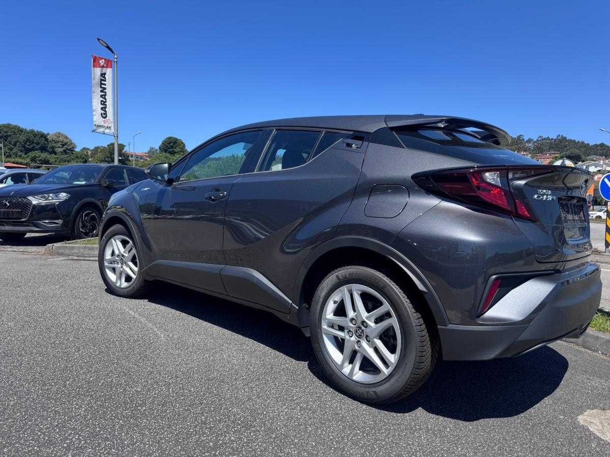 toyota-c-hr-2021-hibrido-a-gasolina-1798cc