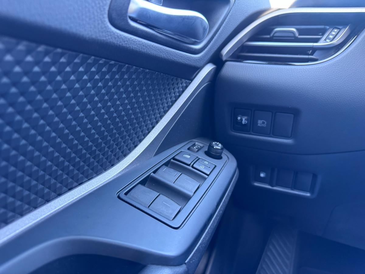 toyota-c-hr-2021-hibrido-a-gasolina-1798cc