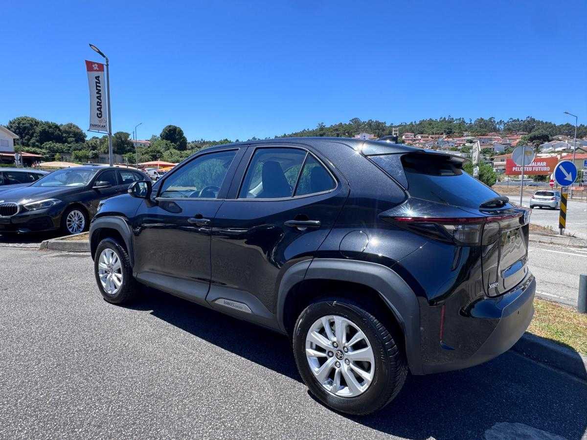 toyota-yaris-cross-2021-hibrido-a-gasolina-1490cc