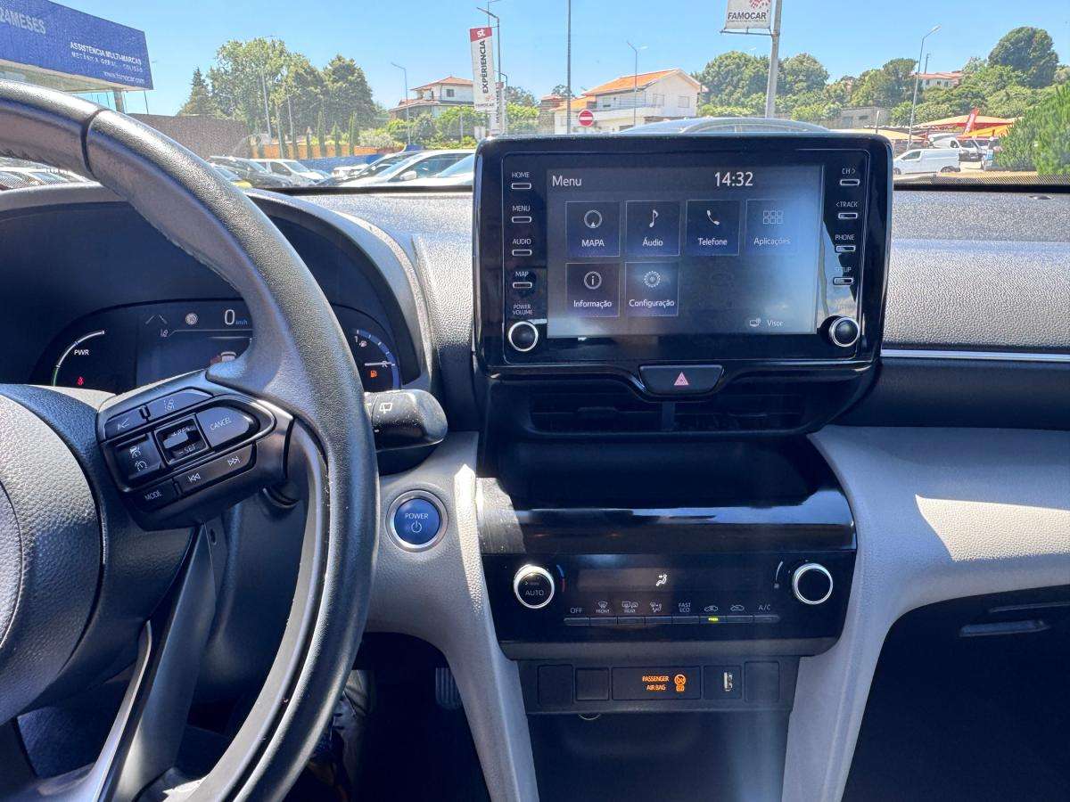 toyota-yaris-cross-2021-hibrido-a-gasolina-1490cc