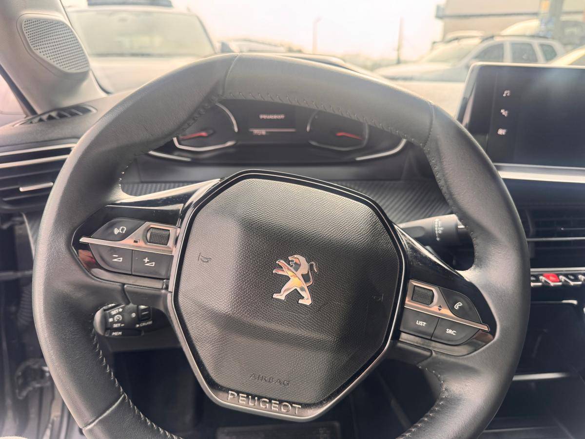 peugeot-208-2022-gasolina-1199cc