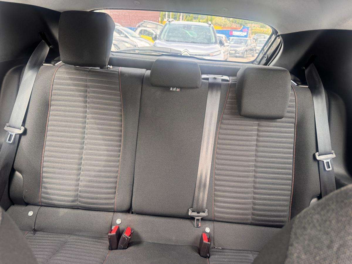 peugeot-208-2022-gasolina-1199cc
