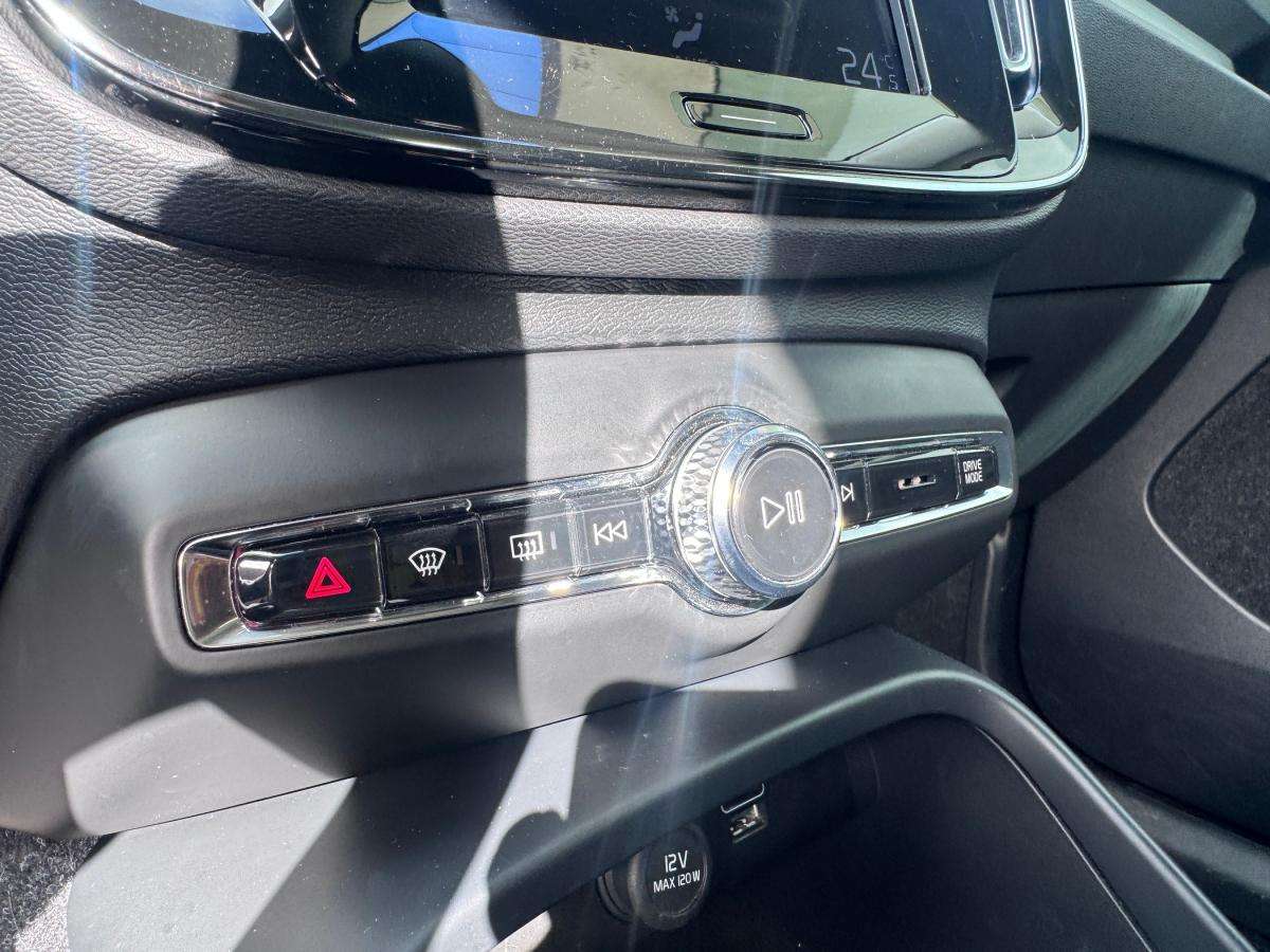 volvo-xc40-2020-gasolina-1477cc
