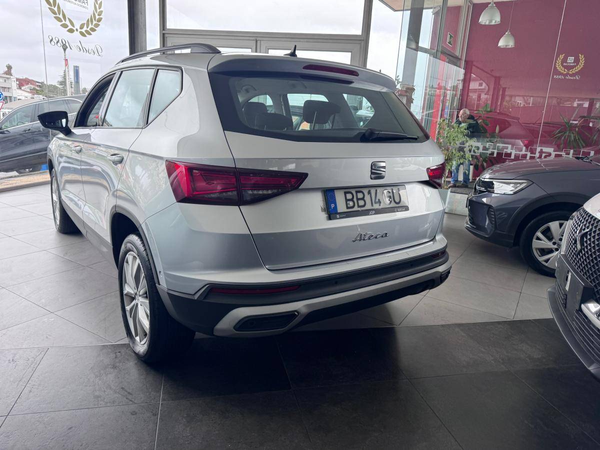 seat-ateca-2023-gasolina-999cc