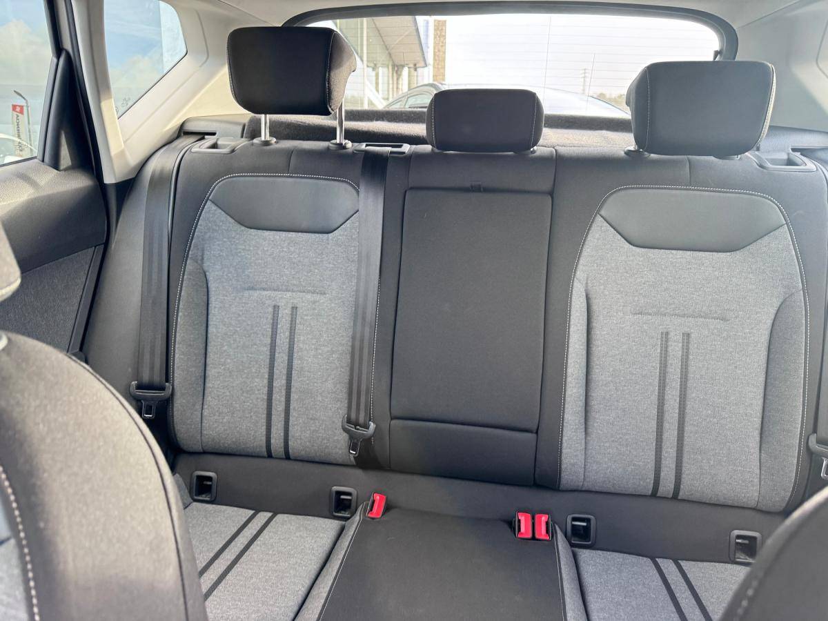 seat-ateca-2023-gasolina-999cc