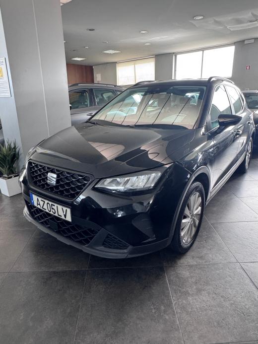 seat-arona-2023-gasolina-999cc