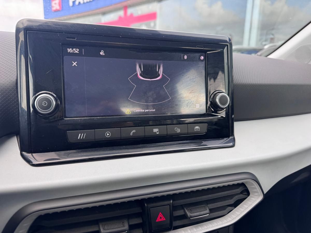 seat-arona-2023-gasolina-999cc