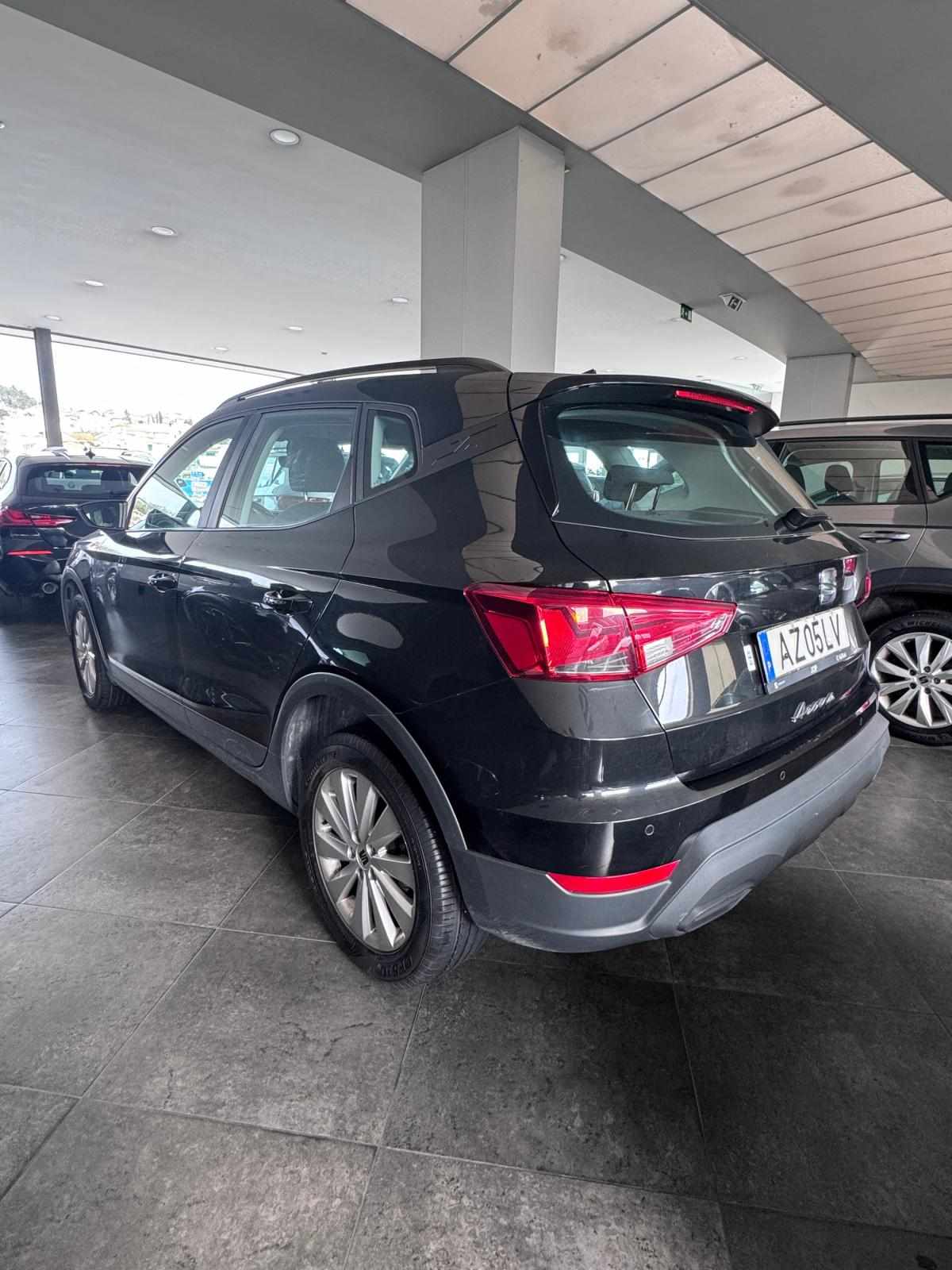seat-arona-2023-gasolina-999cc