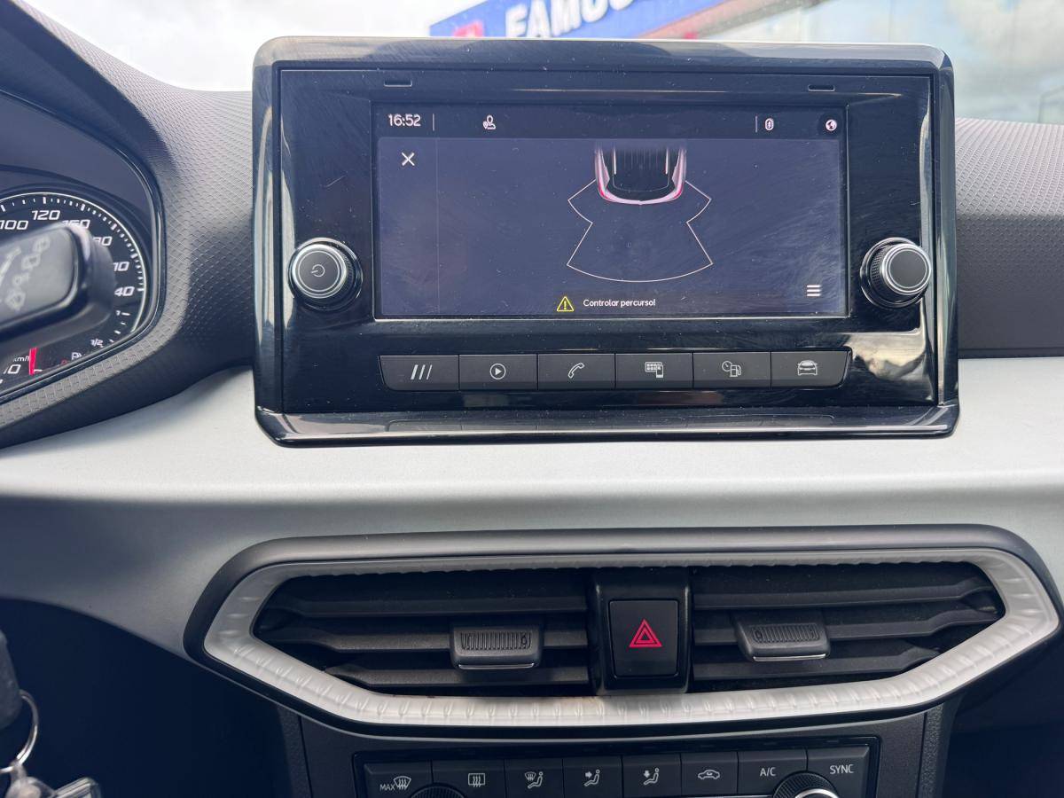 seat-arona-2023-gasolina-999cc