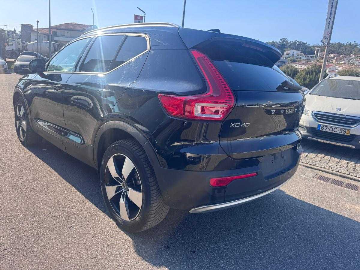 volvo-xc40-2020-gasolina-1477cc