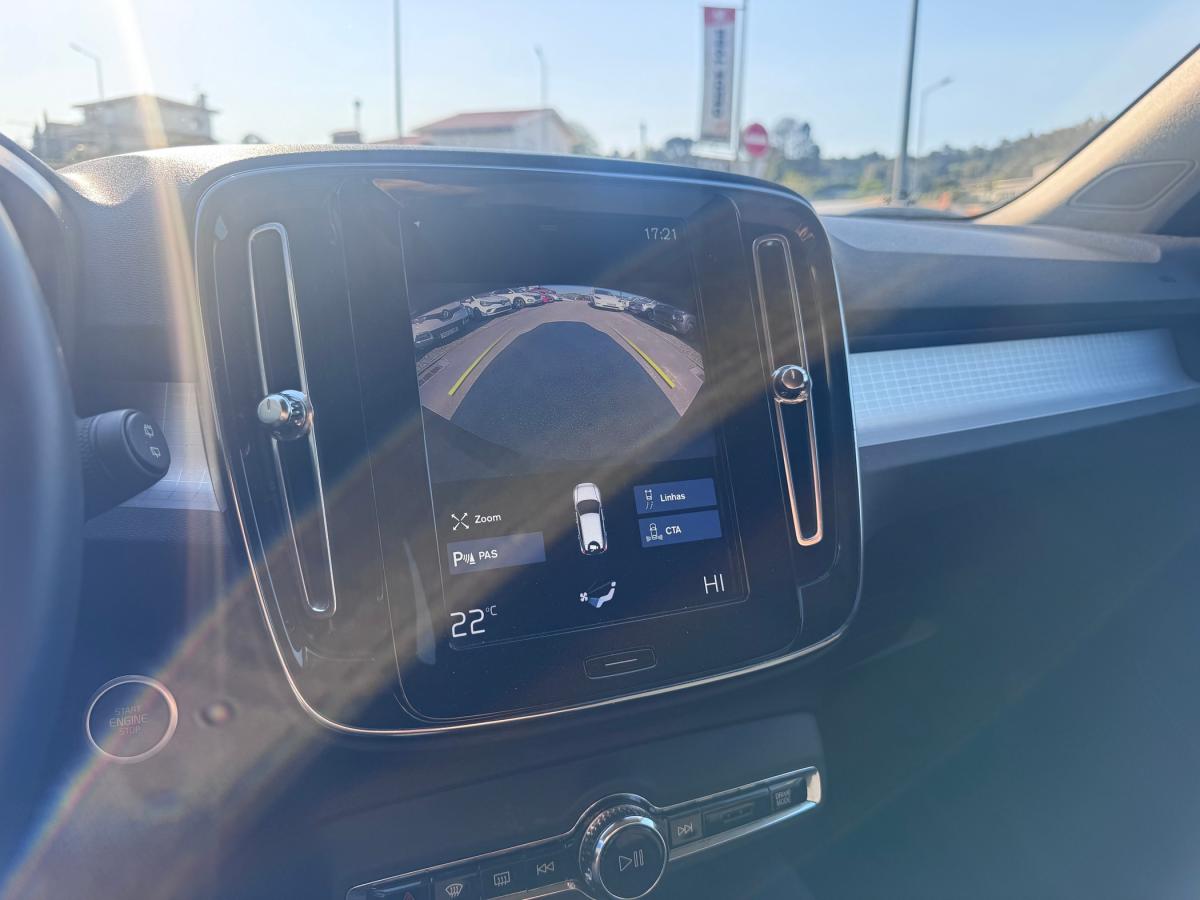volvo-xc40-2020-gasolina-1477cc