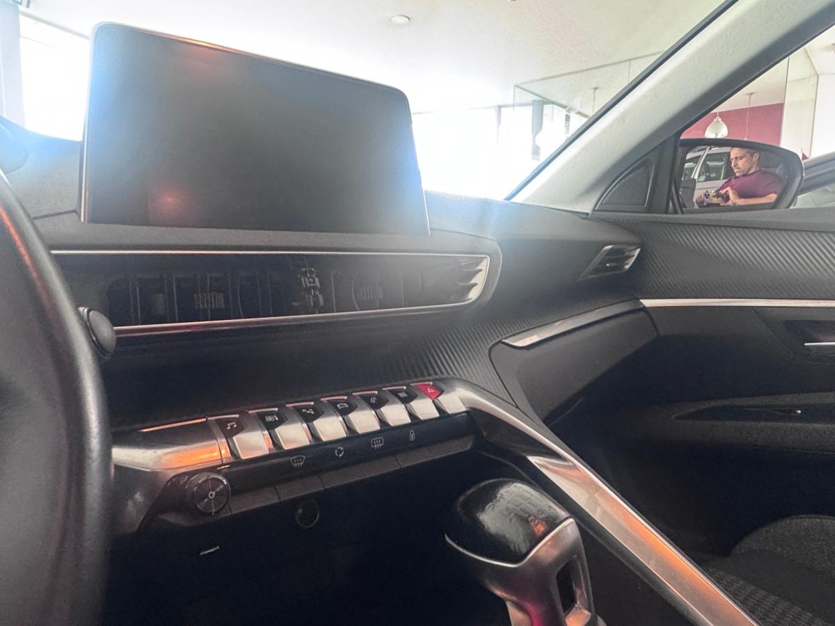 peugeot-5008-2019-gasolina-1199cc