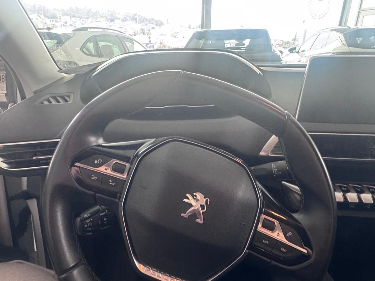 peugeot-5008-2019-gasolina-1199cc