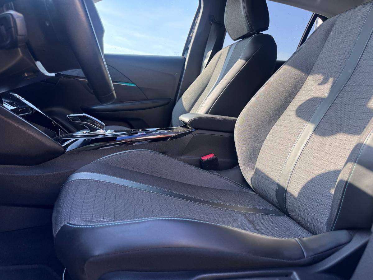 peugeot-208-2021-gasolina-1199cc