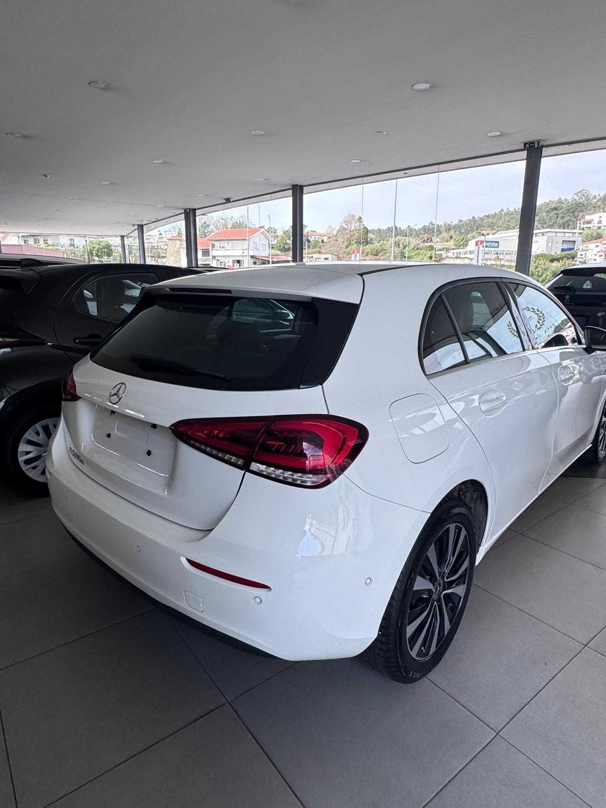 mercedes-benz-classe-a-2020-hibrido-a-gasolina-1332cc
