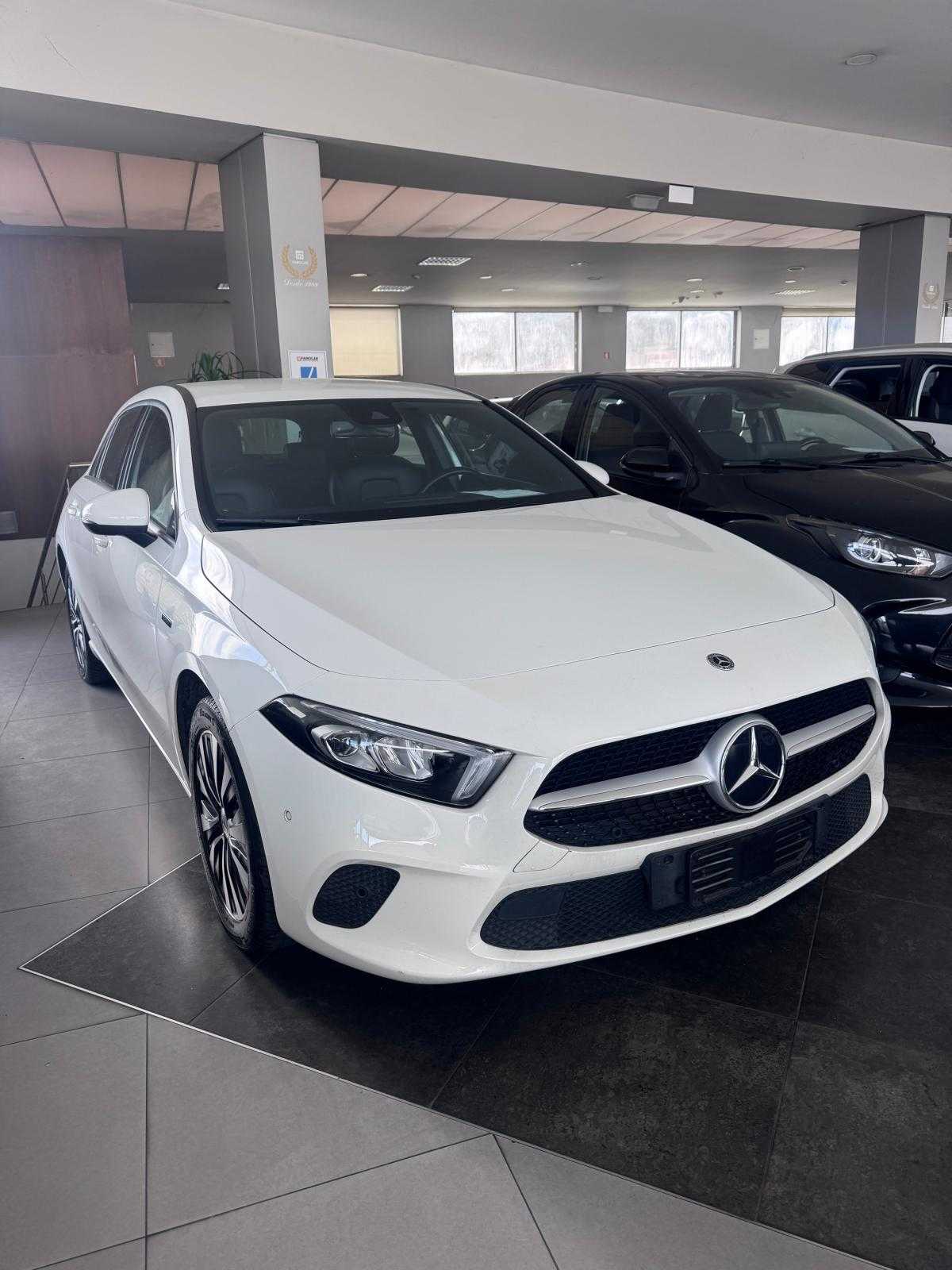 mercedes-benz-classe-a-2020-hibrido-a-gasolina-1332cc