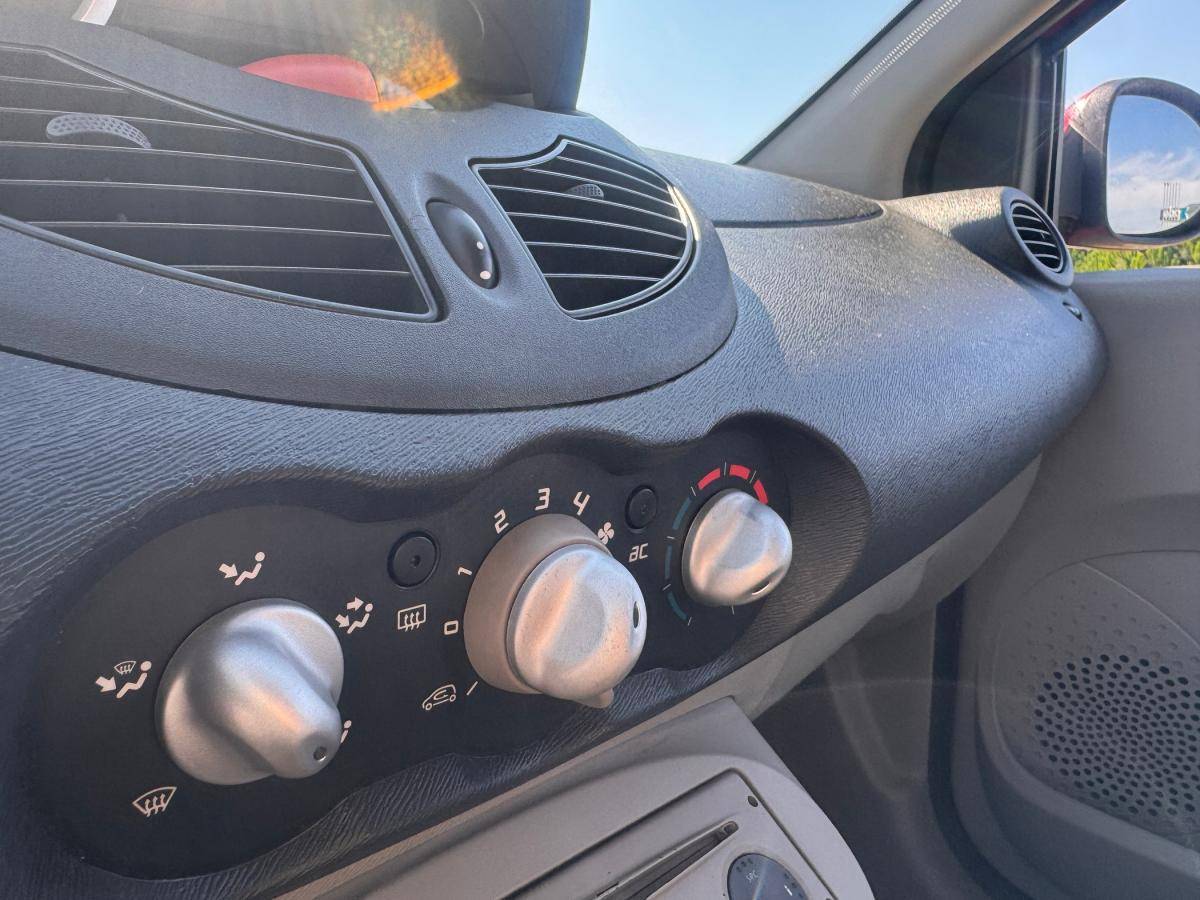 renault-twingo-2008-gasolina-1149cc