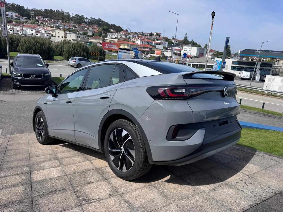 volkswagen-id-5-2022-eletrico-500cc