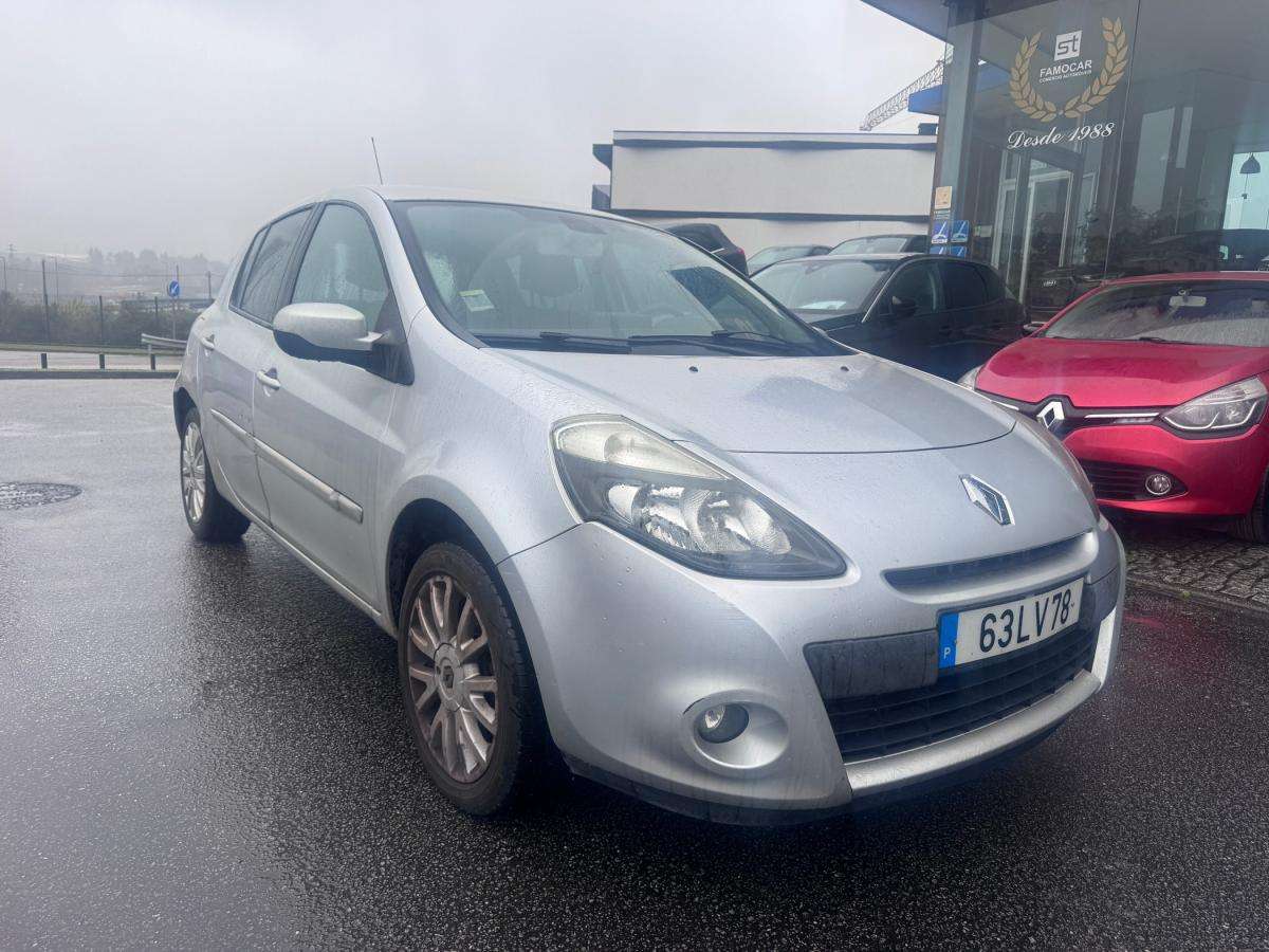renault-clio-2011-gasolina-1149cc