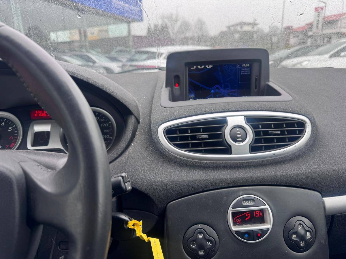 renault-clio-2011-gasolina-1149cc