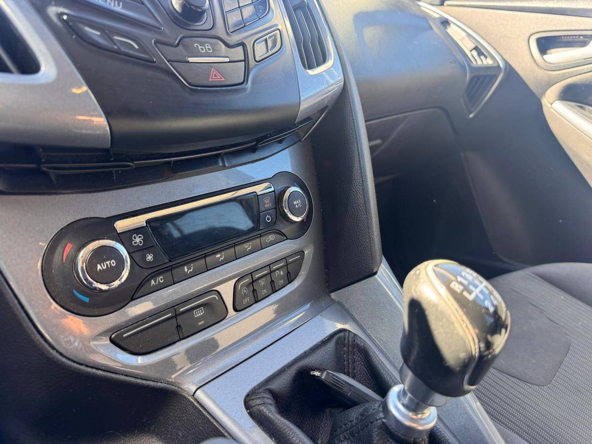 ford-focus-sw-2014-diesel-1560cc