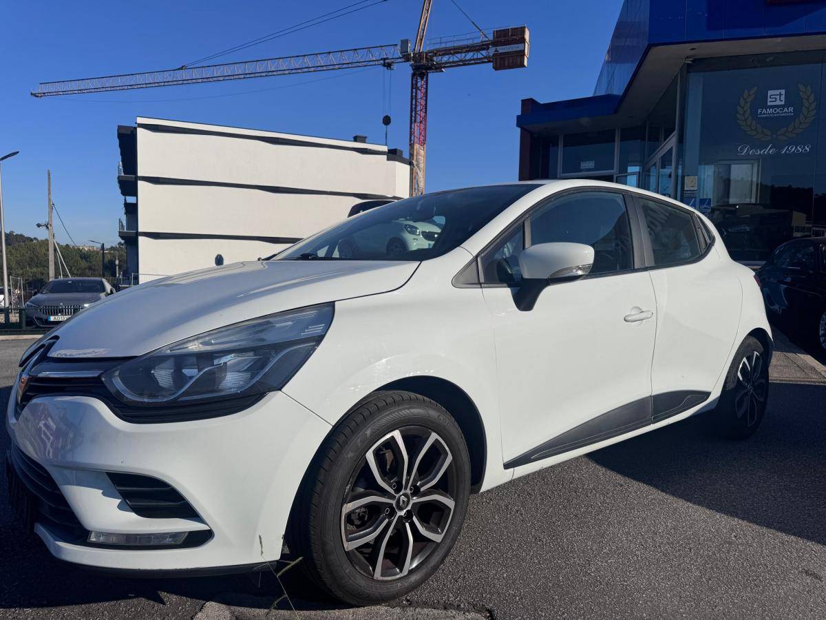 renault-clio-2016-gasolina-898cc