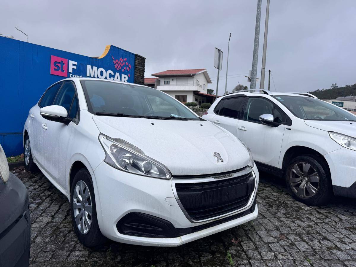 peugeot-208-2018-gasolina-1199cc