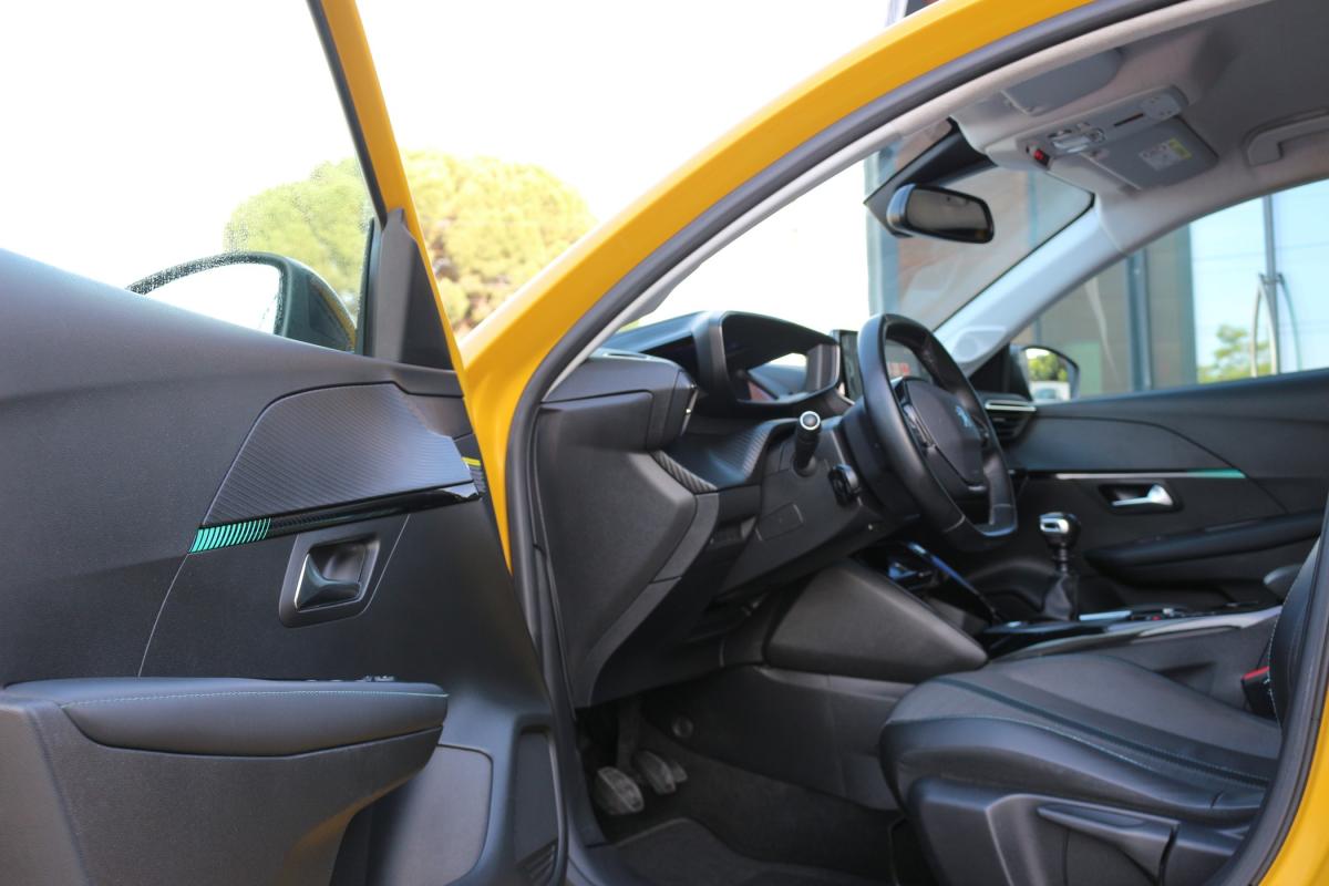 peugeot-208-2020-gasolina-1199cc
