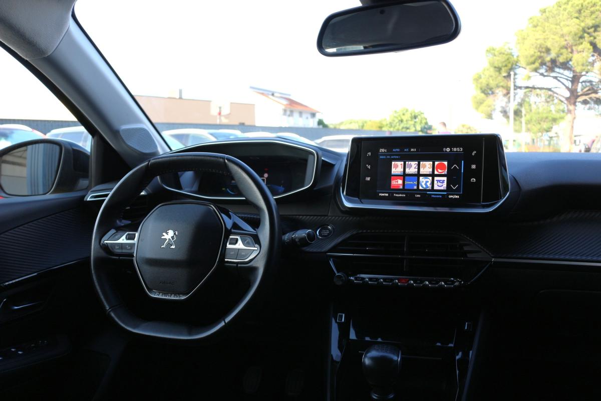 peugeot-208-2020-gasolina-1199cc